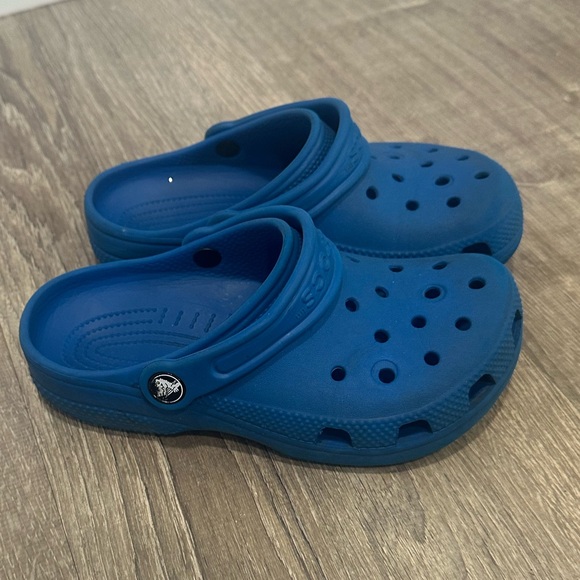 Crocs - Picture 3 of 9